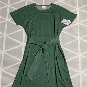 🛍Lularoe Green and White Dots Marley NWT